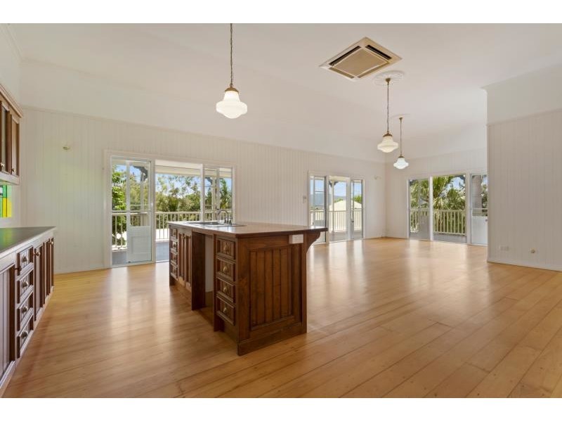 66 Brae Street, The Range QLD 4700